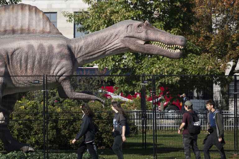 Montreal Science Center |  The dinosaurs are back