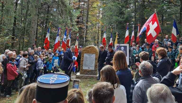 Nearly 150 people pay tribute to the resistance fighters of Val de Morteau on the Swiss border