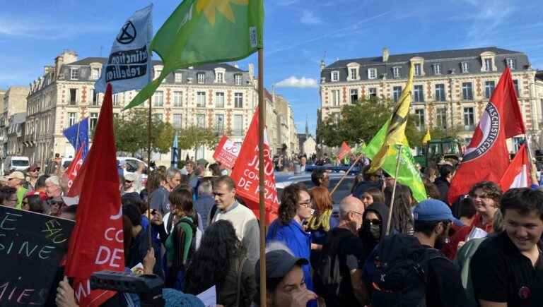 “No to pollution and water grabbing!”, 400 anti-basin demonstrators in Vienne