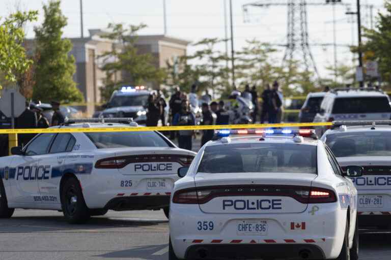 Ontario |  Man charged after barricading himself for 17 hours in clinic