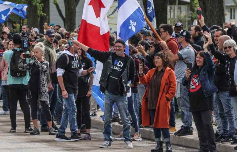 “Outside the CAQ”, chant demonstrators who converge on L’Assomption