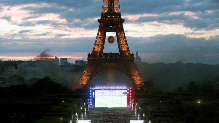 Paris will not broadcast any matches on a giant screen