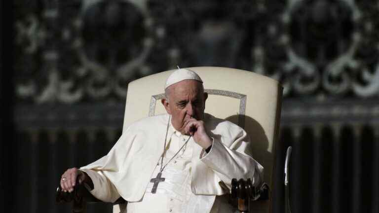 Pope Francis “begs” Vladimir Putin to stop the “spiral of violence”