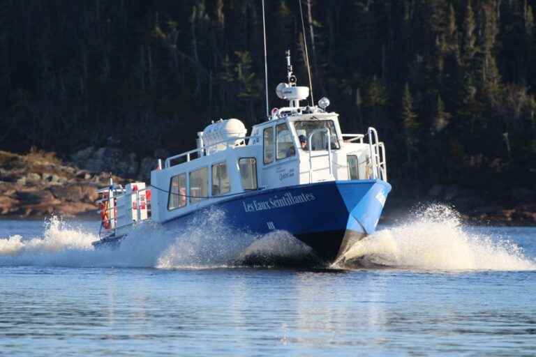 Quebec ferry company |  Seriously injured employee aboard new ship