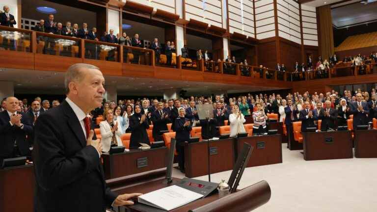 Recep Tayyip Erdogan again threatens to block membership of Sweden and Finland