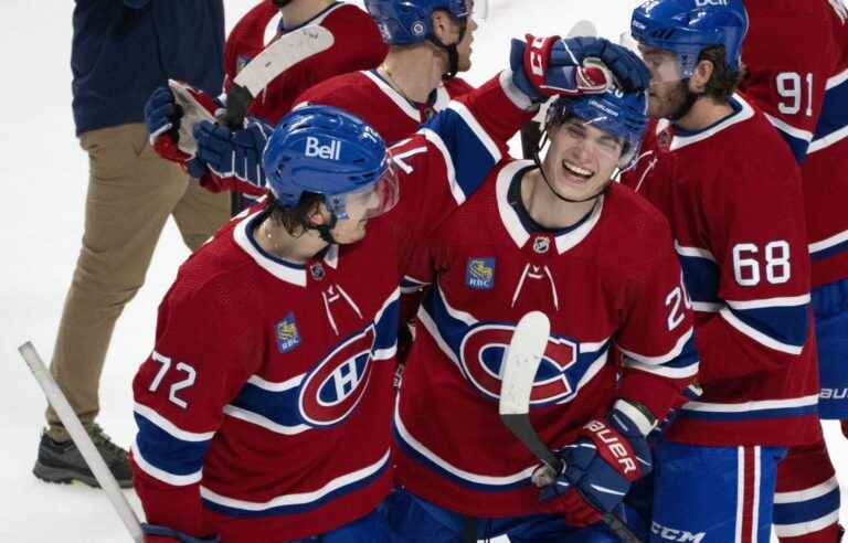 Slafkovsky scores a first goal and the Canadiens beat the Coyotes 6-2