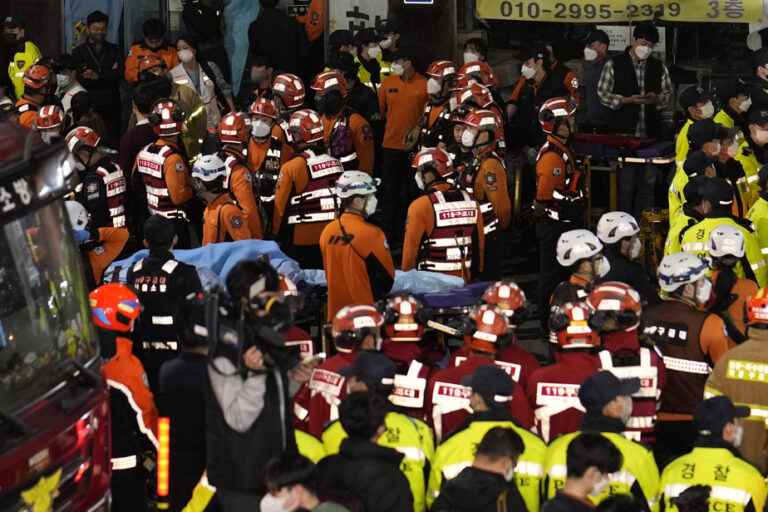 South Korea |  Stampede leaves at least 120 dead and 100 injured in Seoul