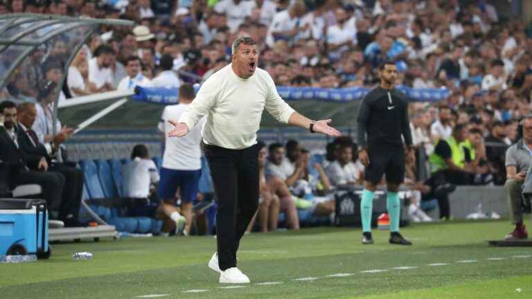 Stade de Reims coach Oscar Garcia laid off in turn