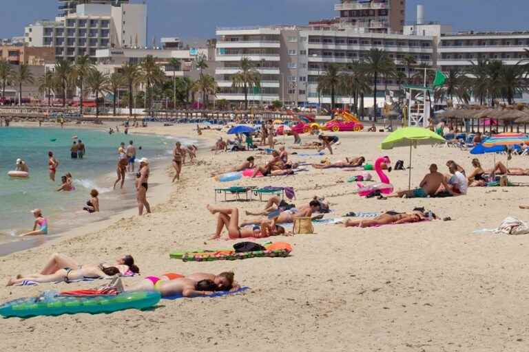 “Superb summer” tourist in Spain