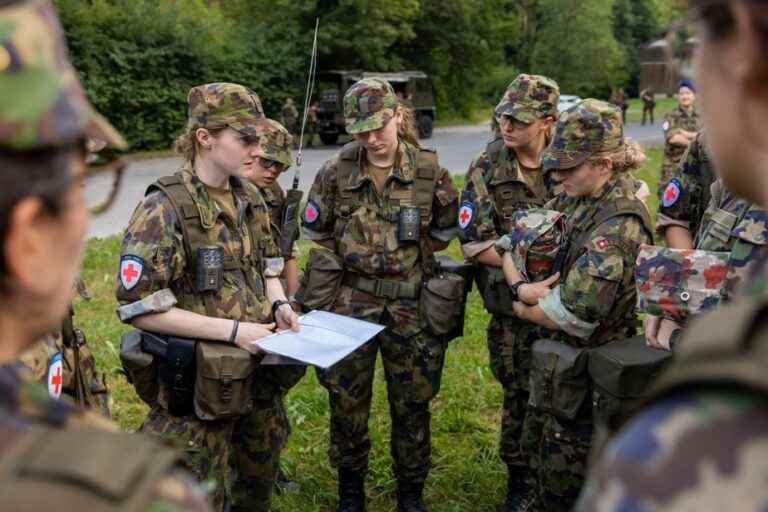 Switzerland could force women into military service