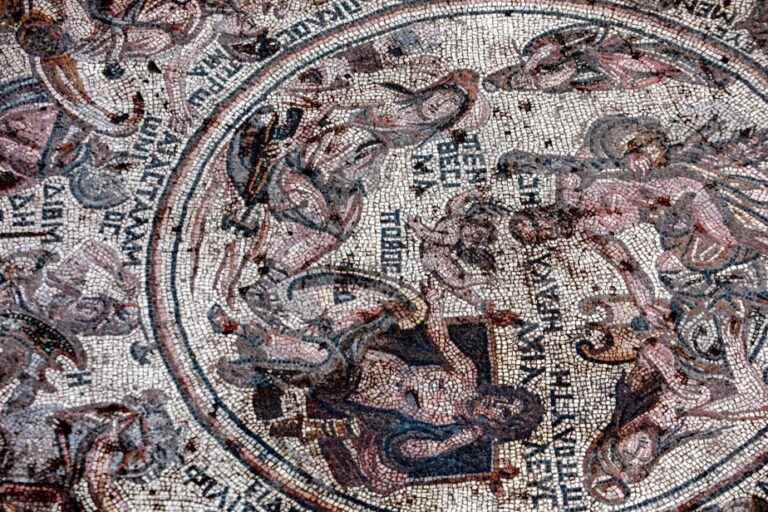 Syria: discovery of a rare Roman mosaic from the 4th century