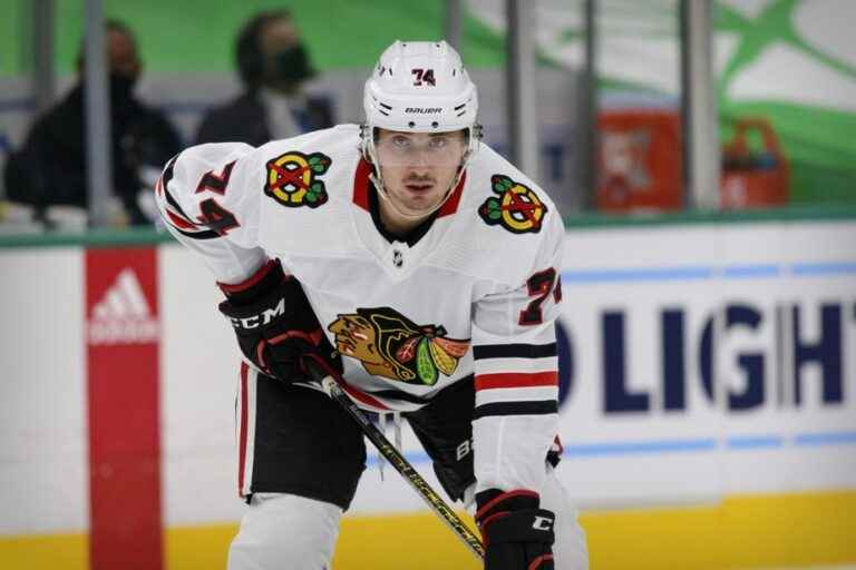 The Canadiens acquire defender Nicolas Beaudin from the Blackhawks