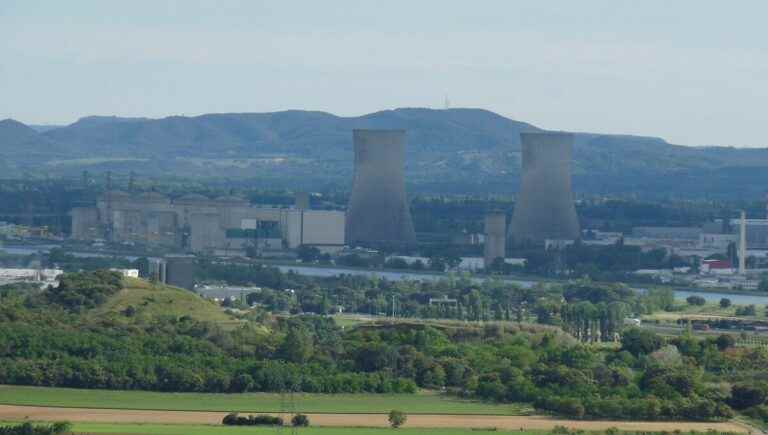 The Tricastin nuclear power plant raided in the investigation for concealment of incidents