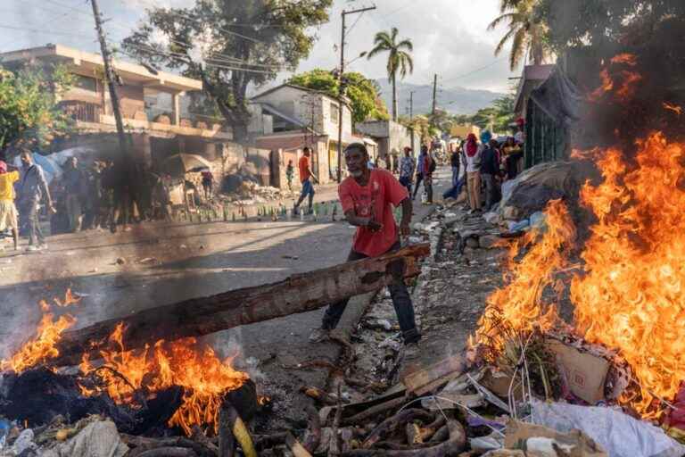 The UN is considering a rapid military deployment in Haiti