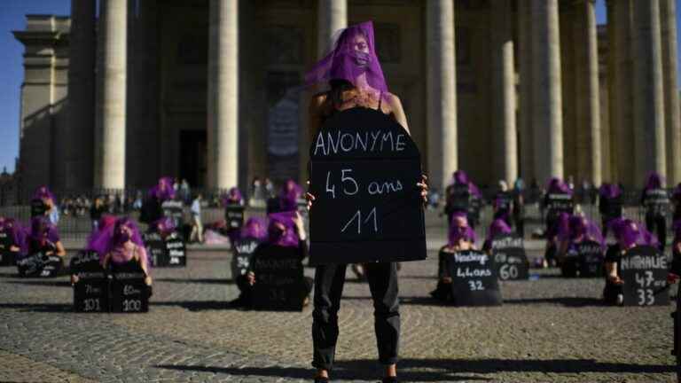 The collective #NousToutes denounces the 101st feminicide of the year