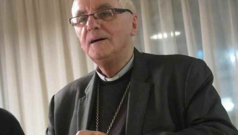 The former bishop of Créteil accused of voyeurism in Coutances in the Manche