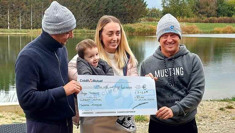 To help a sick child, two Côte-d’Oriens collect more than 3,000 euros after swimming 46 km