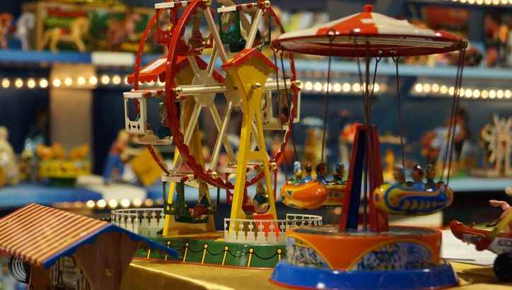 Toy rental: economical and ecological