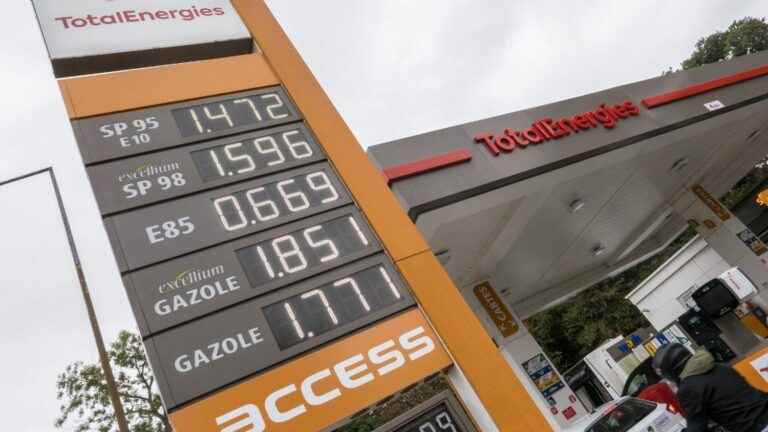 True or false Do the 7.6 billion spent on the fuel discount represent two and a half years of investment in the rail network?