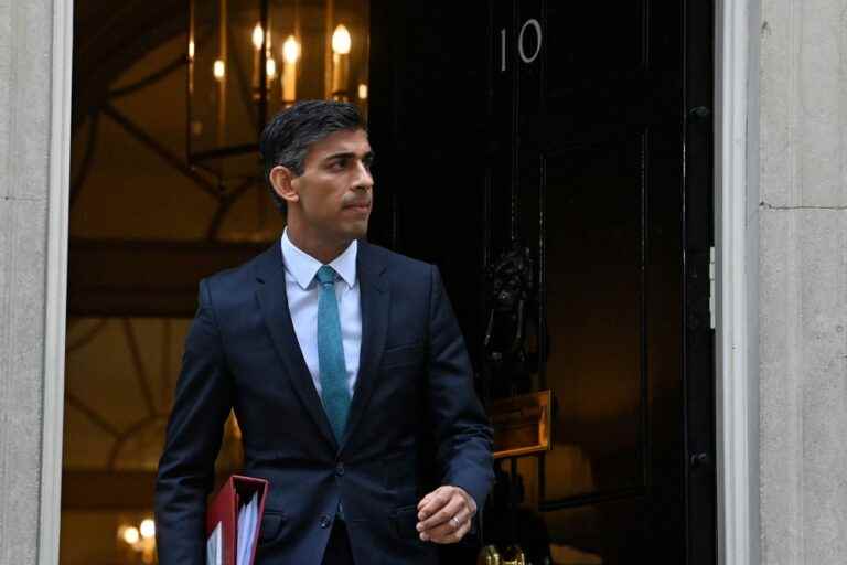 United Kingdom |  Rishi Sunak gives himself time for his first budget measures