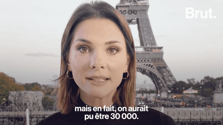 VIDEO.  30 women affected by breast cancer parade for Pink October in Paris