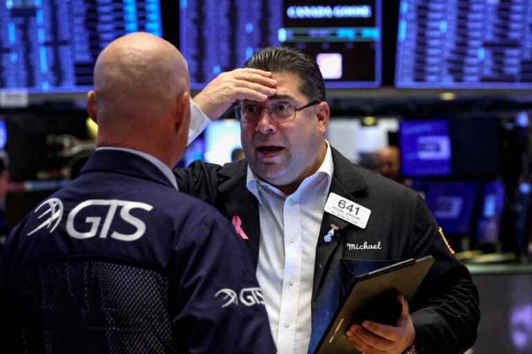 Wall Street ends up sharply