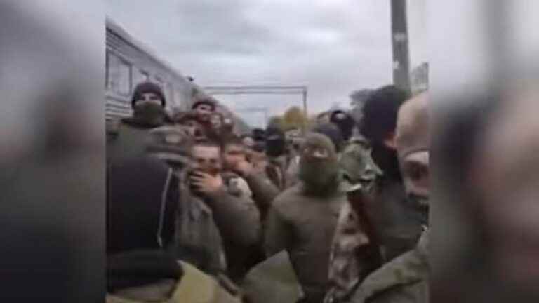 “Where are the uniforms, boots, helmets?”  Russian army criticized for lack of equipment for soldiers mobilized for Ukraine