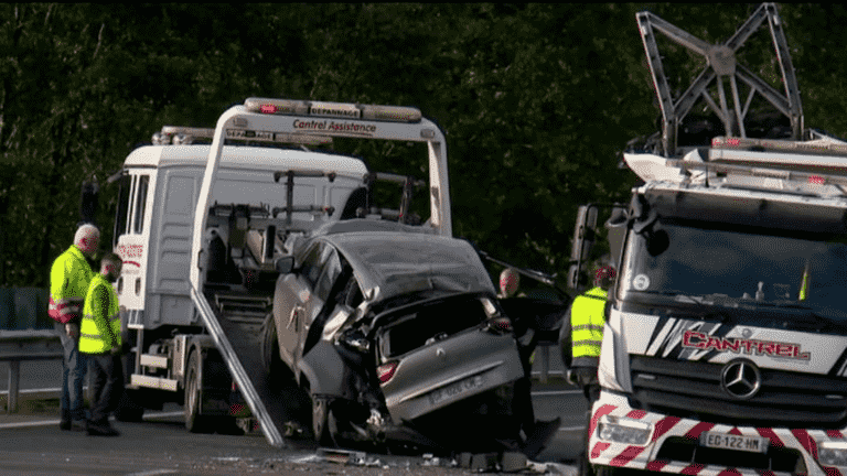 a policeman dies in a pile-up on the A13