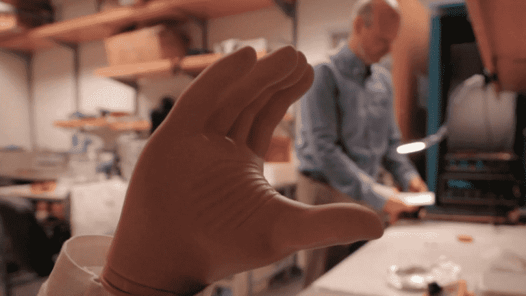 artificial skin that revolutionizes touch