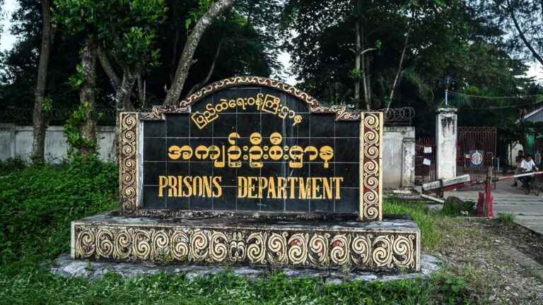 eight dead, 18 injured in explosions outside Yangon prison