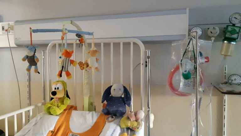 faced with the epidemic of early bronchiolitis, the CHU of Saint-Etienne will turn its back for a month