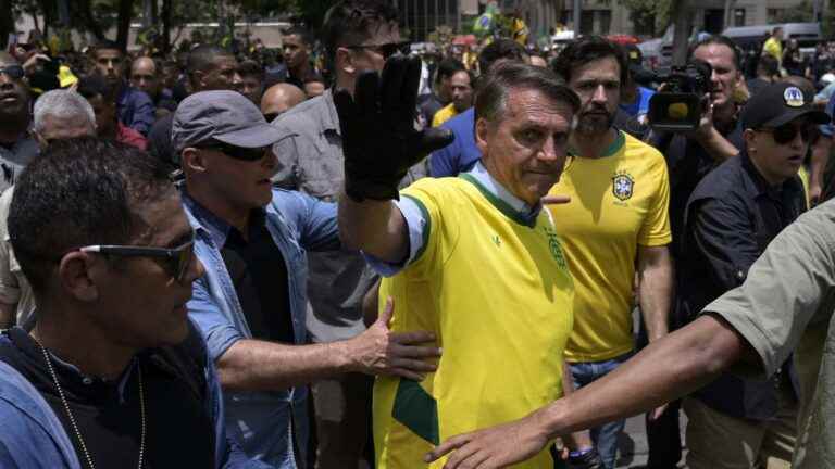 follow the day of the second round, with a duel which promises to be tight between Bolsonaro and Lula