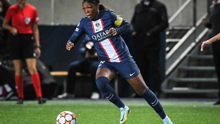 fourth victory in a row for the Parisiennes?  Follow the D1 Arkema game