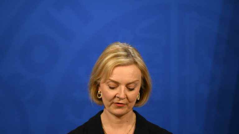 how resigning Prime Minister Liz Truss plunged the country into crisis in weeks