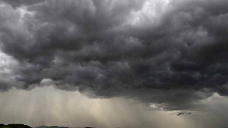 significant damage observed in Hauts-de-France and Normandy after violent storms