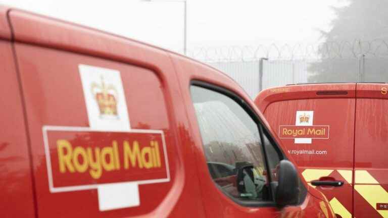 the Royal Mail is considering up to 10,000 job cuts