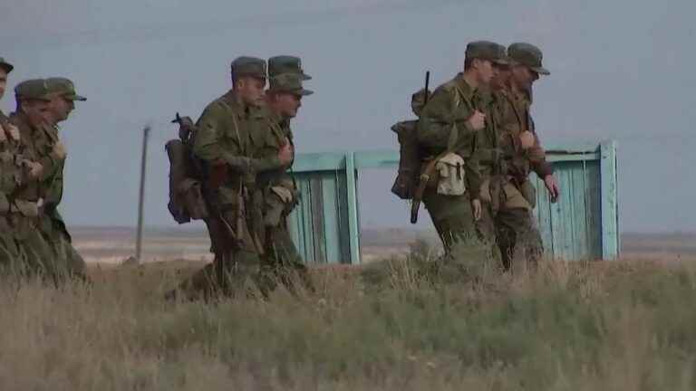 the Russian army retreats in the south and east of the country