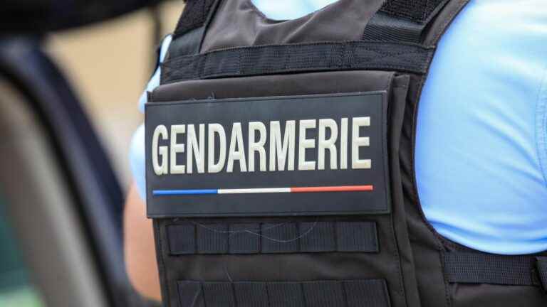 the motorist who had seriously injured a gendarme is indicted and remanded in custody