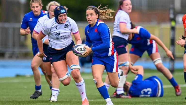 the status of outsider of the Blue is “completely assumed”, assures scrum half Alexandra Chambon