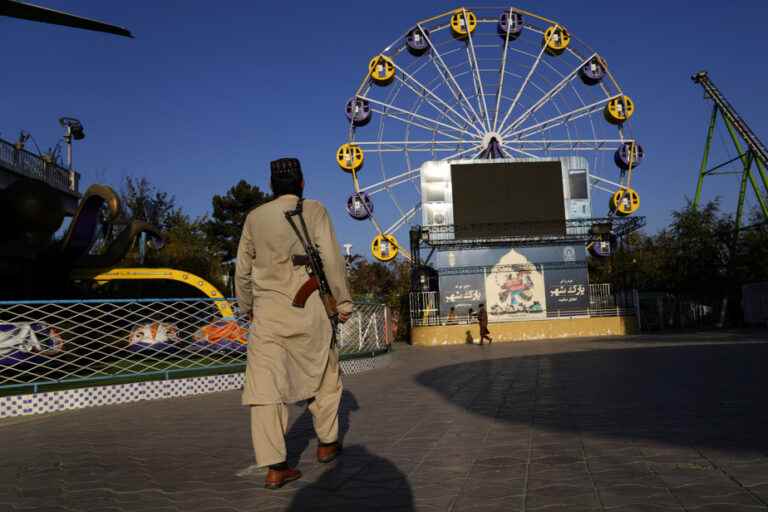 Afghanistan |  Women are banned from gyms and parks