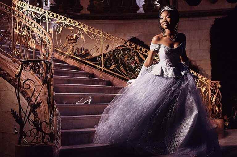 Brandy takes over the role of Cinderella