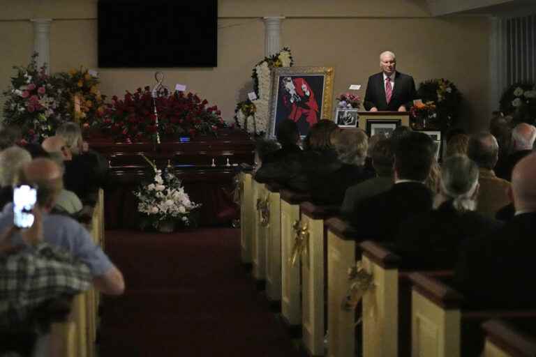 Death of Jerry Lee Lewis |  The family and loved ones of the rocker paid him a last tribute on Saturday