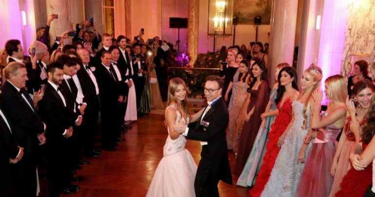 Debutante ball 2022: A pretty and famous Hollywood star daughter is expected … on the arm of her boyfriend