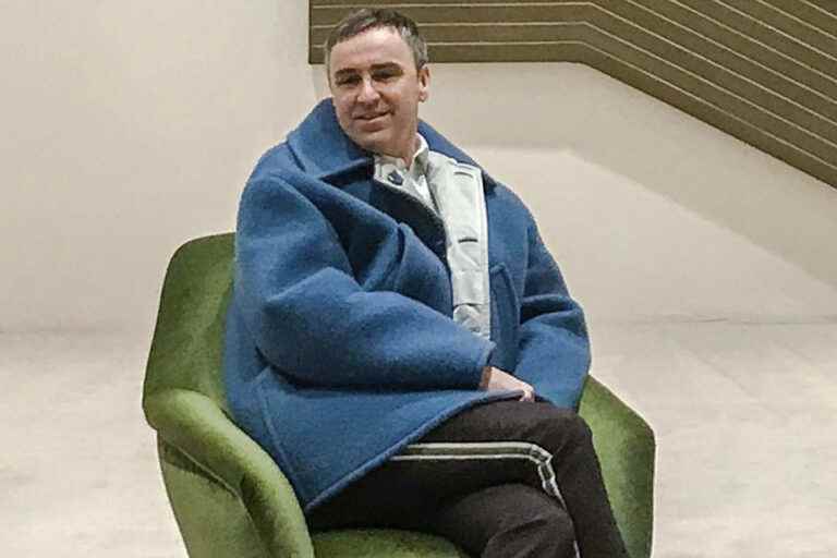 Designer Raf Simons is ending his brand