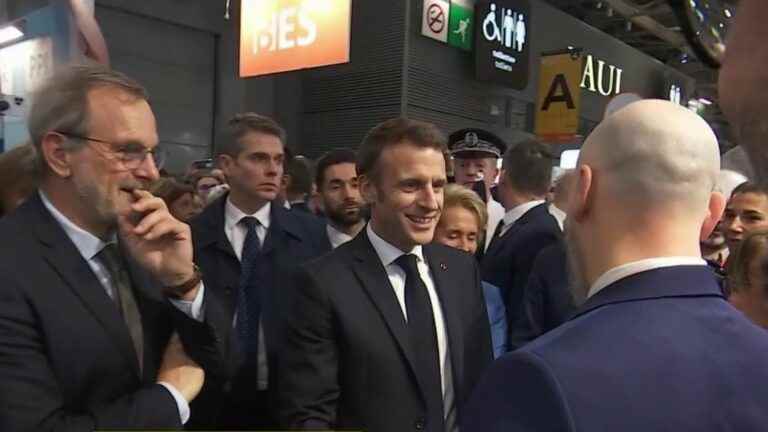 Emmanuel Macron facing the mayors of France