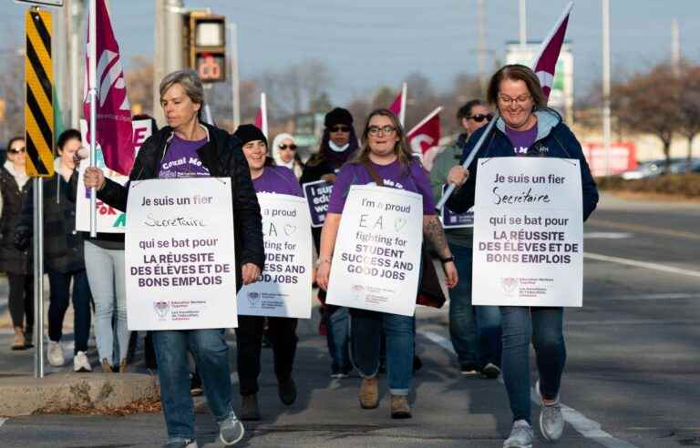 First day of an illegal strike by education workers in Ontario