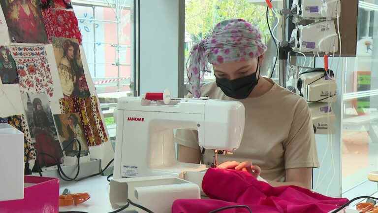 In Lyon, sick children learn to sew to forget the hospital