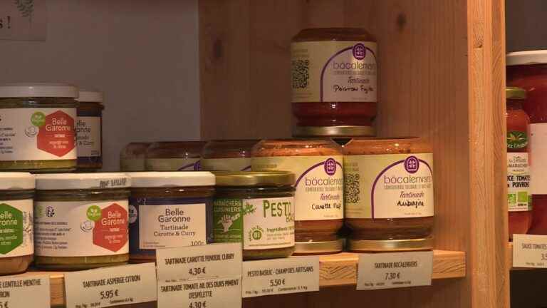 In Toulouse, a cannery prepares gourmet jars with unsold fruits and vegetables