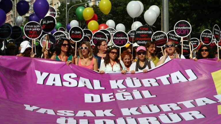 In Turkey, despite legal authorization, women can hardly have free abortions anymore