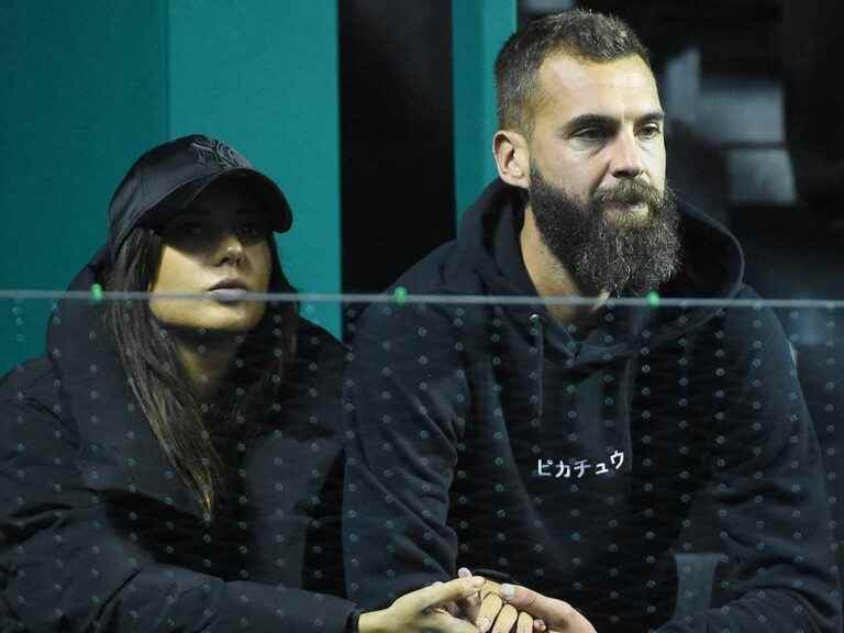 Julie Bertin knocks out her ex Benoît Paire who sends messages to her friends